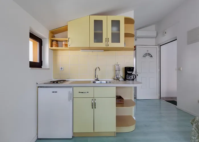 Petra In - Haus Fuer 6-8 Personen Bibinje