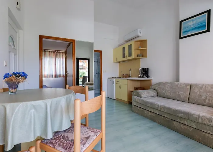Petra In - Haus Fuer 6-8 Personen