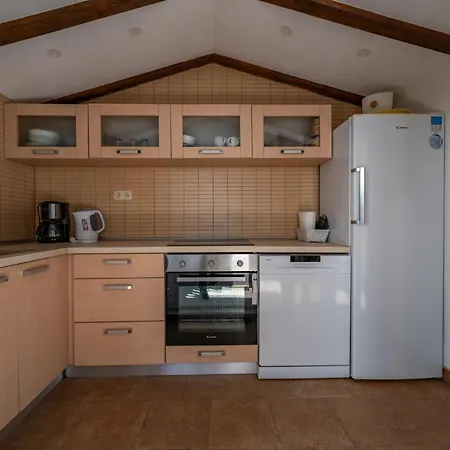 Villa Petra In - Haus Für 6-8 Personen