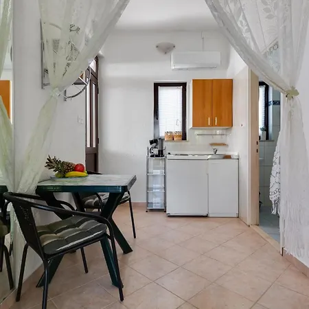 Petra In - Haus Für 6-8 Personen *