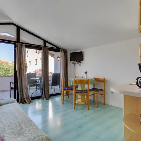 Petra In - Haus Für 6-8 Personen *