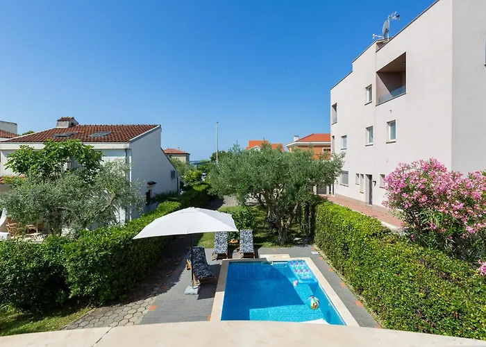Villa Petra In - Haus Fuer 6-8 Personen *