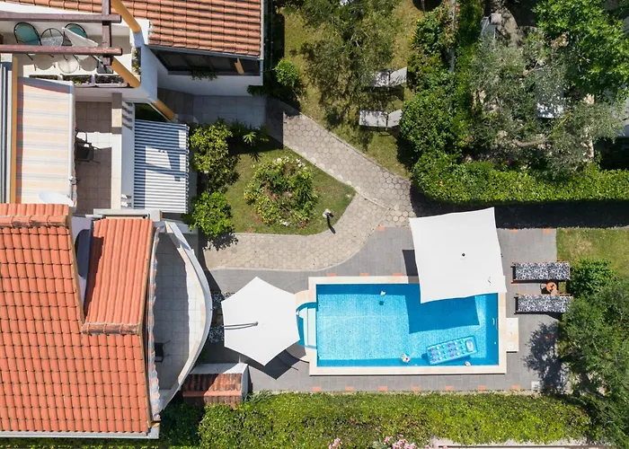 Petra In - Haus Fuer 6-8 Personen * Bibinje